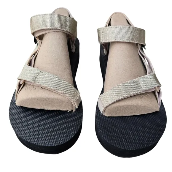 Teva Midform Universal Sandals In Metallic Champagne, Size 10