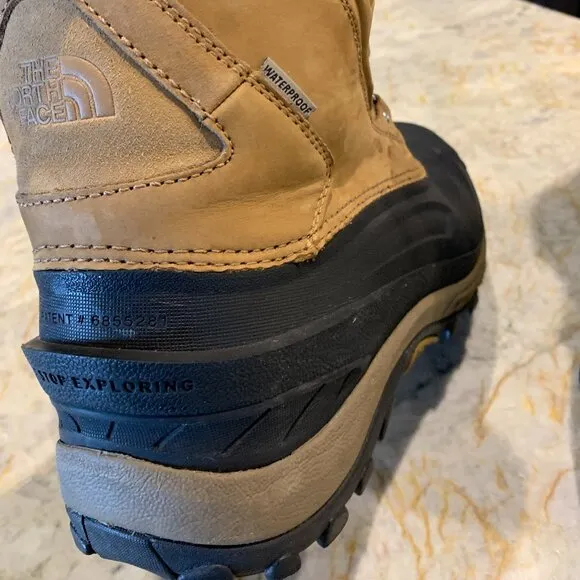 The North Face Chilkat Primaloft Waterproof Boots