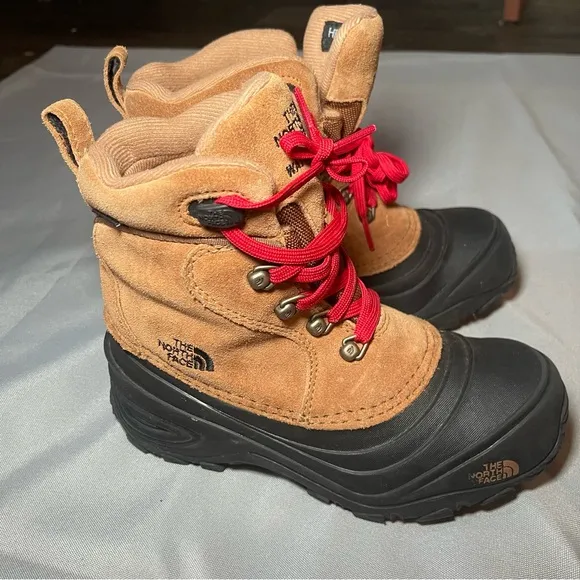 The North Face Chilkat V Lace Waterproof Boot