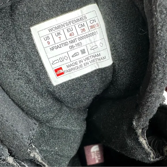The North Face Thermoball Utility Mid Snow Winter Boots Quilted Black SZ 9