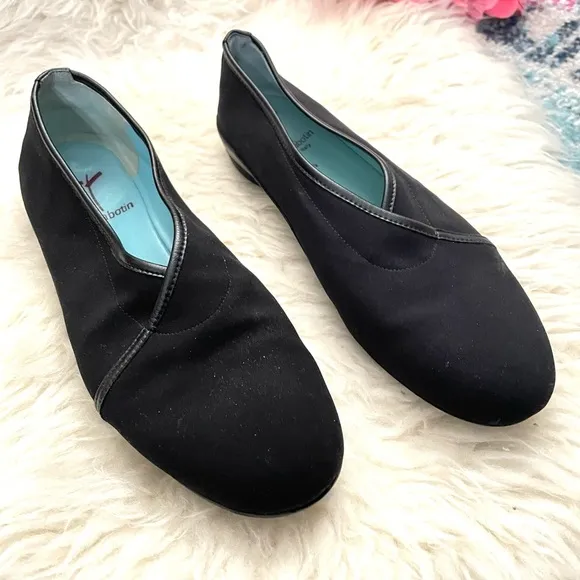 Thierry Rabotin Microfiber/Nappa Trim Flats Black 7