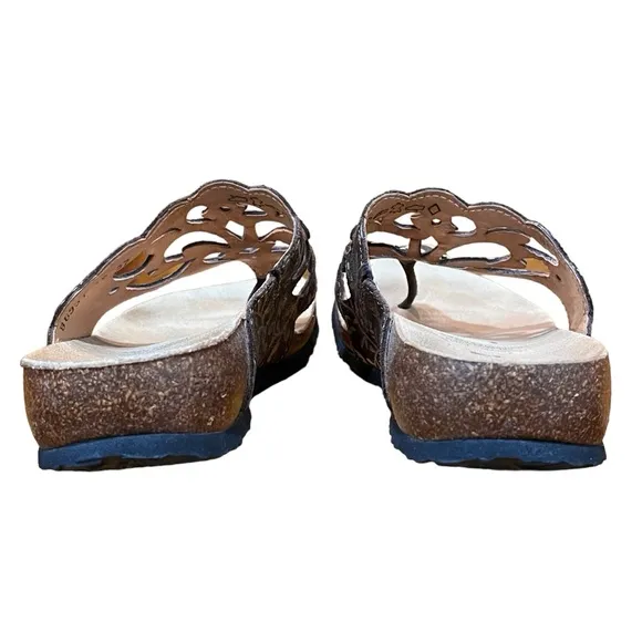 Think! Brown Gold Flip Flops Metallic Sandals Cut Out Floral Brocade Cork Insole