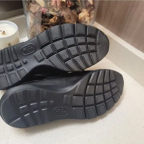 Thursday boots everyday mocassins new size 9