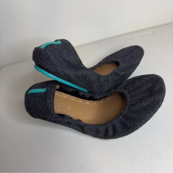 Tieks NWOT Graystone Flats Gray vegan Wool 8
