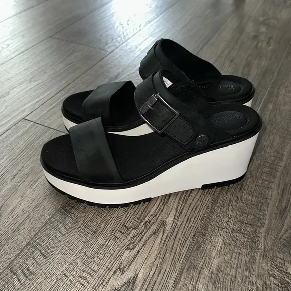 Timberland koralyn black wedge sandals Sz 8