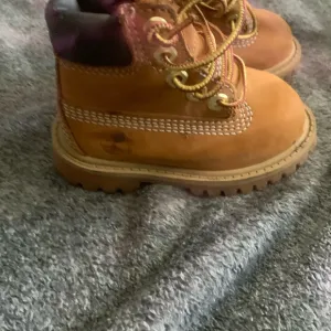Timberland Tan Nubuck Leather Boots High-Top