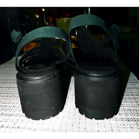 Timberland Women's Violet Marsh Fisherman Sandals Size 9