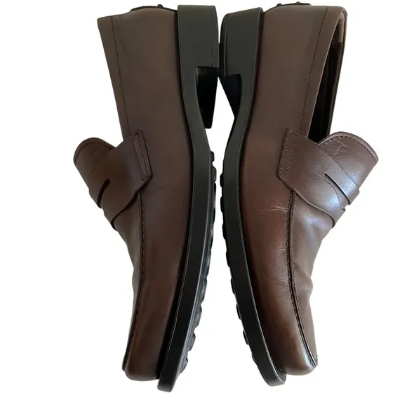 Tod's Brown Leather Penny Loafers 7.5 LIKE NEW