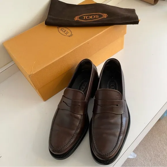 Tod's Brown Leather Penny Loafers 7.5 LIKE NEW
