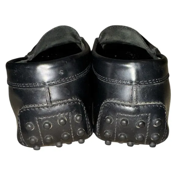 Tod’s Gommino Box Leather Drivers in Black EUC Size 10