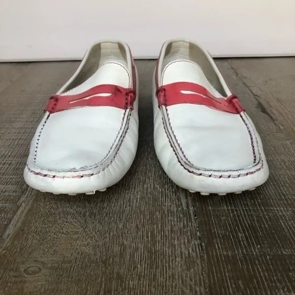 TOD's leather loafers size 9