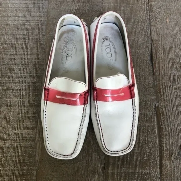 TOD's leather loafers size 9