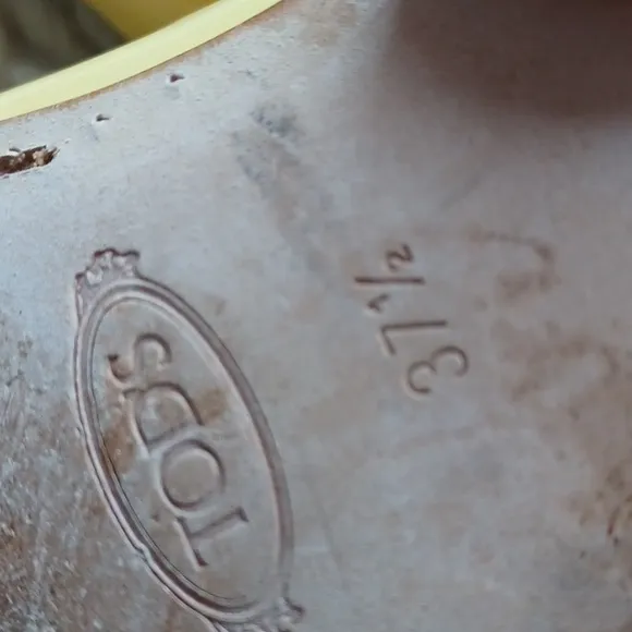 Tod's  loafers