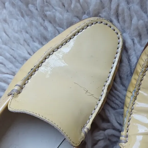 Tod's  loafers