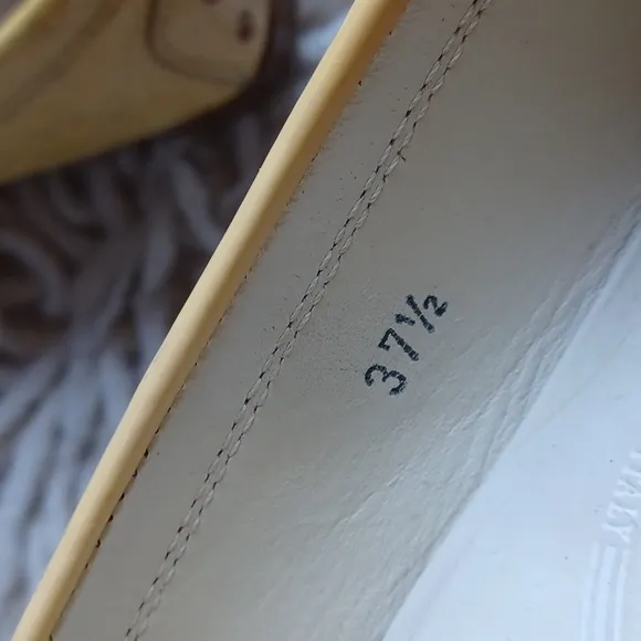 Tod's  loafers
