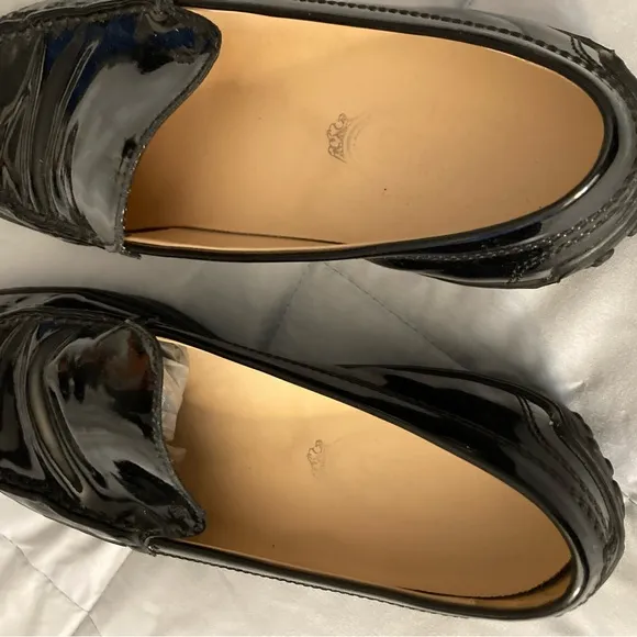 Tod’s Patent Leather Loafers Ex Cond
