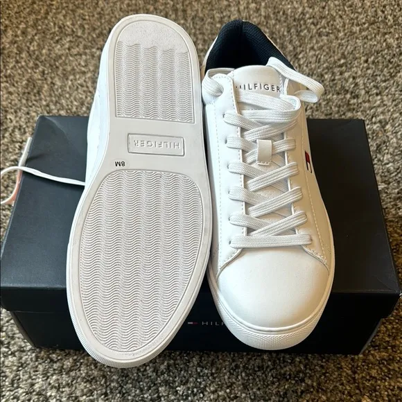 Tommy Hilfiger White Sneakers Minimalist Design