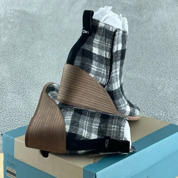 TOMS Women's Clare Wedge Boot, Black/Grey Plaid, 8 NWB S161