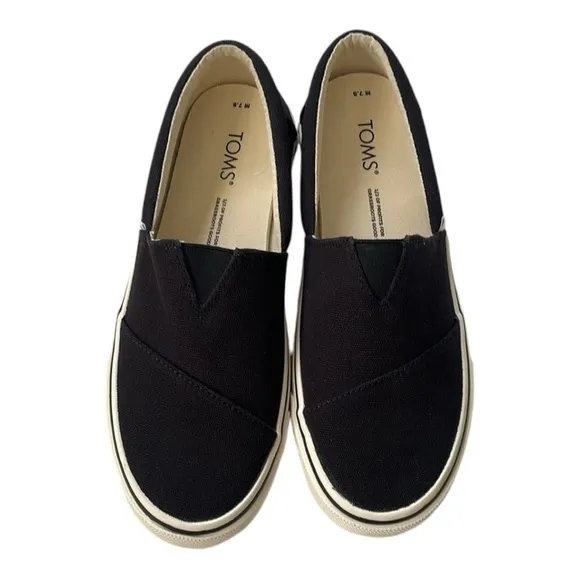 ♥️Toms♥️Men’s Alpargata Black &amp; White Slip-On Sneaker Size (7.5) Med Width