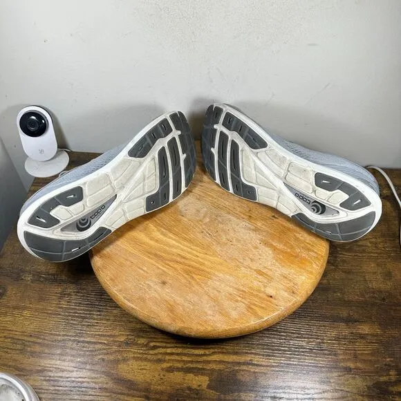 Topo Athletic Phantom 3 Gray Gray Men's Size 11.5‎ Shoes Sneakers