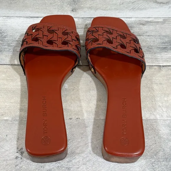 TORY BURCH Basket Weave Leather Clog Sandals - SZ - 8 .US Brick Red (red brown)