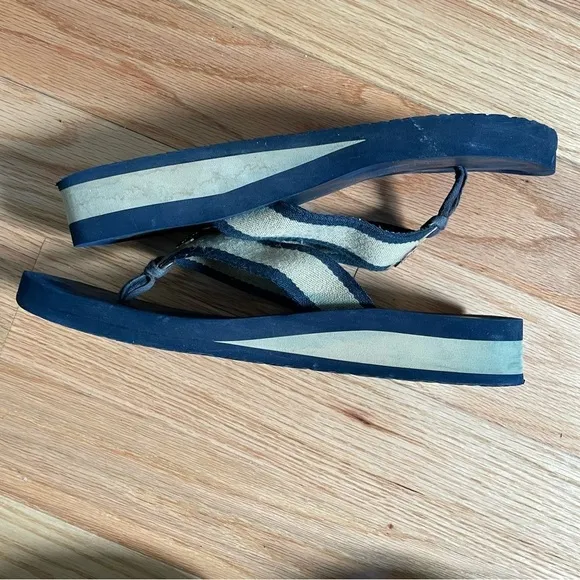 Tory Burch Frankie Navy Khaki Foam Wedge Flip Flop With Box Style 11158667 Sz 9
