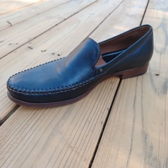 Trask Men's Black Leather Loafers.  Sz 10.5M