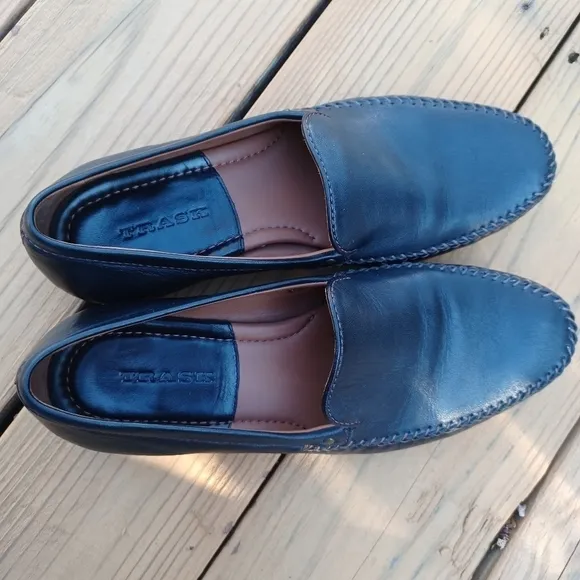 Trask Men's Black Leather Loafers.  Sz 10.5M