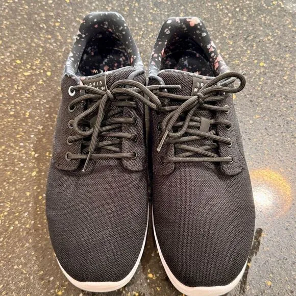 Travis Mathew the Daily 2.0 Black Mesh Sneakers. Size 11.