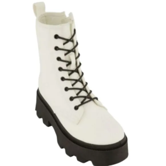 Trendy white Platform Lug Sole Combat  Boots sz 11