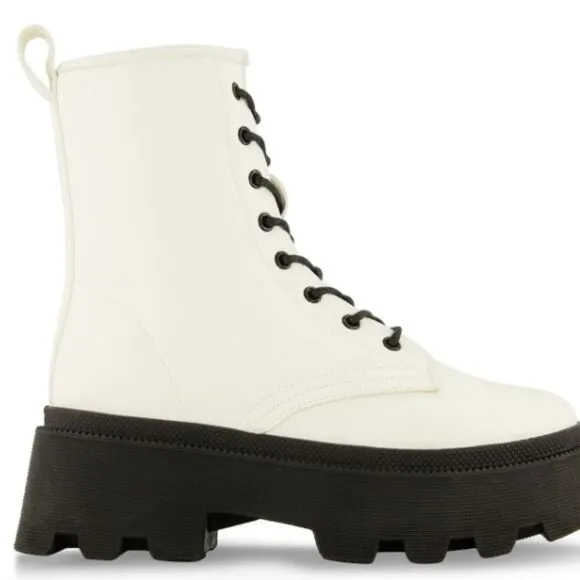 Trendy white Platform Lug Sole Combat  Boots sz 11