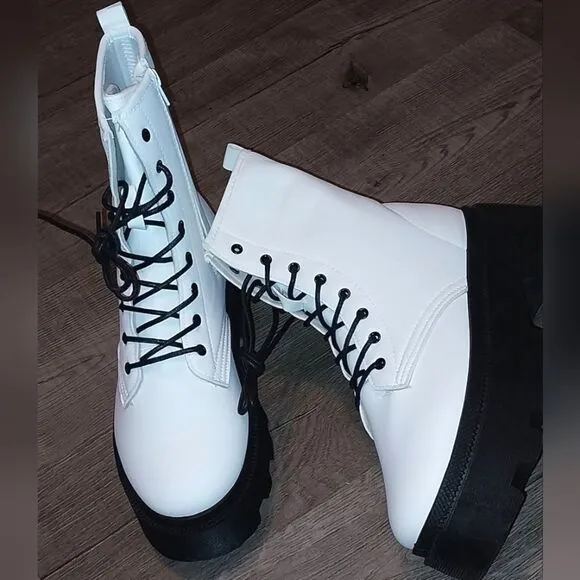 Trendy white Platform Lug Sole Combat  Boots sz 11