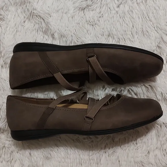 Trotters Della Brownish-Gray Casual Leather Ballet Flats Elastic Straps Sz 10½W