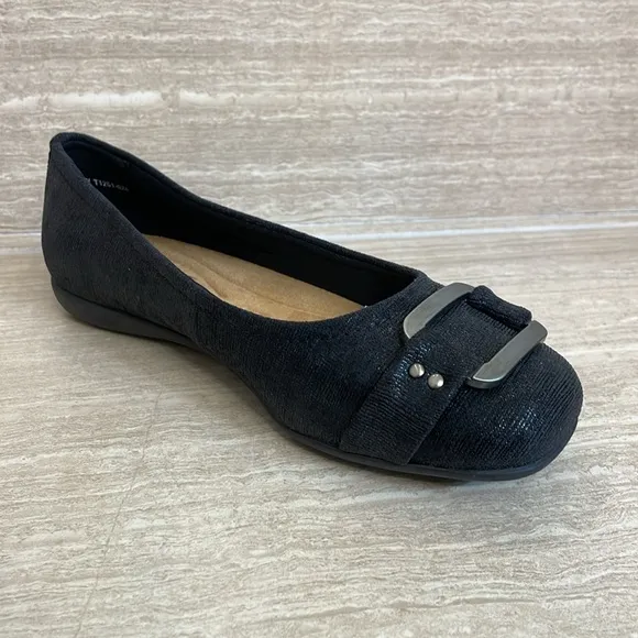 TROTTERS NWOT Women’s Size 6WW &quot;Sizzle Signature&quot; Black Shimmery Ballet Flat