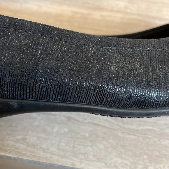 TROTTERS NWOT Women’s Size 6WW &quot;Sizzle Signature&quot; Black Shimmery Ballet Flat