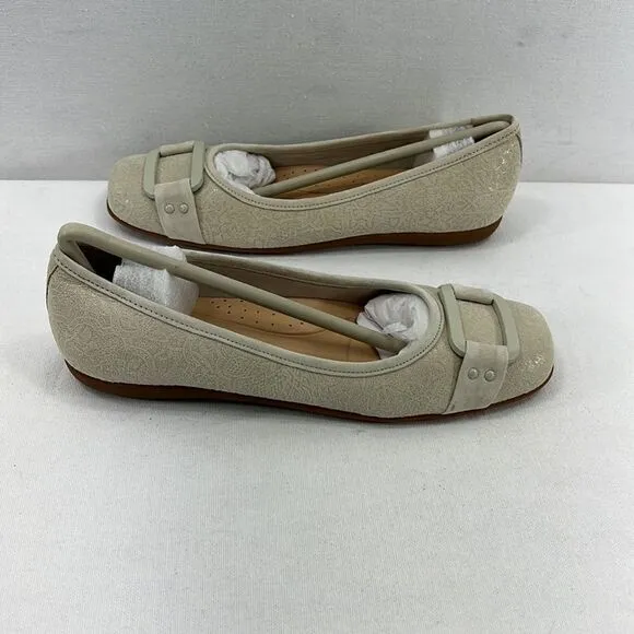 Trotters Sizzle Ballet Flats- Off White- Size 6.5 N- NIB