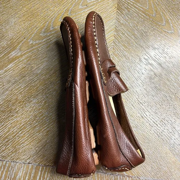 TUCKER   TATE Brown Leather Loafers 37
