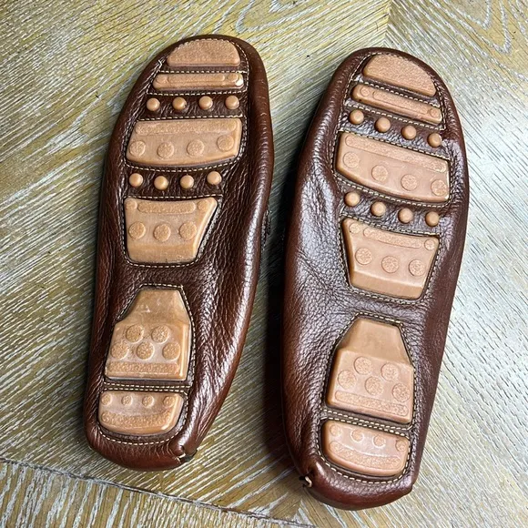 TUCKER   TATE Brown Leather Loafers 37