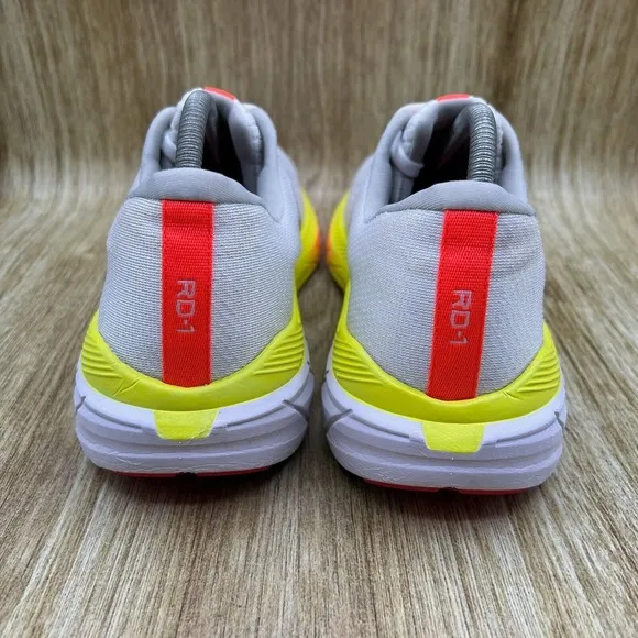 TYR RD-1 Runner Men's Size 8.5 White Yellow Athletic Running Shoes Sneakers