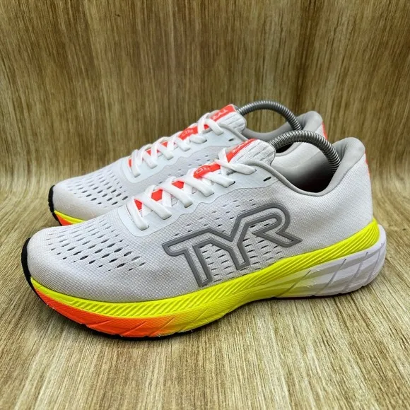 TYR RD-1 Runner Men's Size 8.5 White Yellow Athletic Running Shoes Sneakers