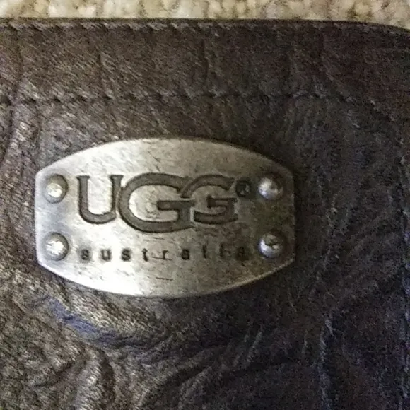 UGG Ashur Leather Knee Boots Like New!