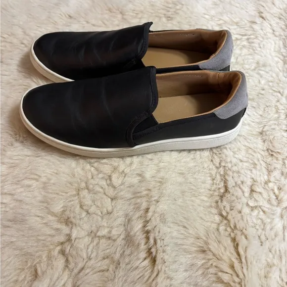 UGG Black and Gray Leather Slip on Sneakers size 9.5