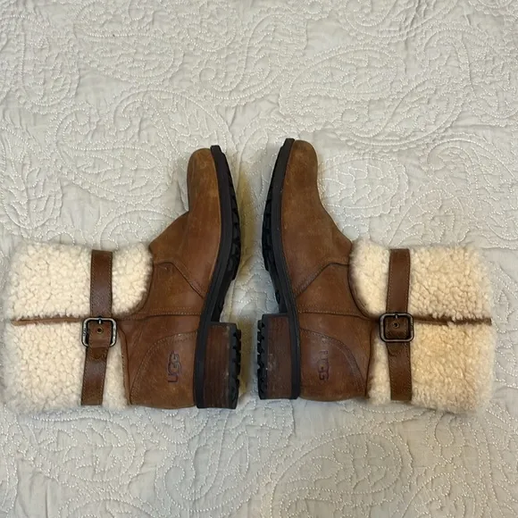 UGG Blayre Shearling Sherpa Cuff Buckle Chestnut Leather Zip Booties size 8