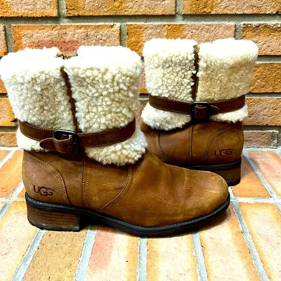 UGG Blayre Shearling Sherpa Cuff Buckle Chestnut Leather Zip Booties size 8