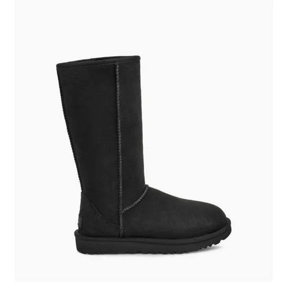 UGG Classic II Tall Boots Big Girl Size 4 Black Fits Women’s 6 Suede Sheepskin