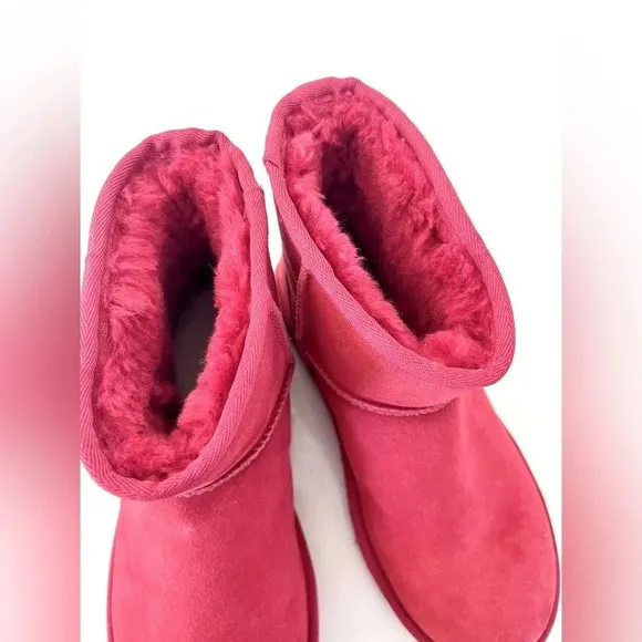 UGG Classic Mini Red Side Logo Suede Shearling Boots Size 6
