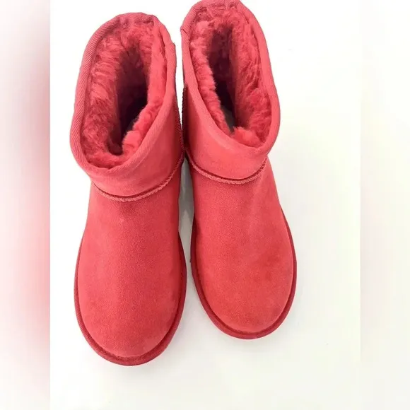 UGG Classic Mini Red Side Logo Suede Shearling Boots Size 6
