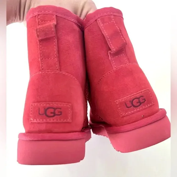 UGG Classic Mini Red Side Logo Suede Shearling Boots Size 6