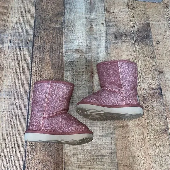 Ugg classic short II glitter boots