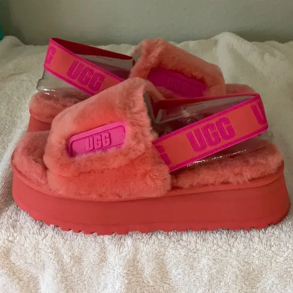 💿📀UGG DISCO SLIDE SANDALS - NWT - NIB💿📀